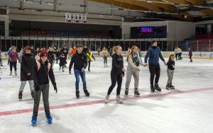 Ferie w Bytomiu na półmetku - Lodowisko im. Braci Nikodemowiczów (3)