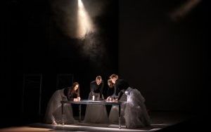 „Panny z Przyszłości”. Za nami nowa premiera na deskach Teatru Rozbark (2)