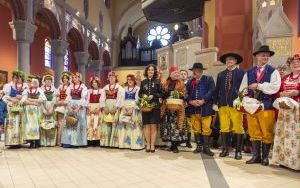  Z koszyczkiem w jakli i kiecce  (5)
