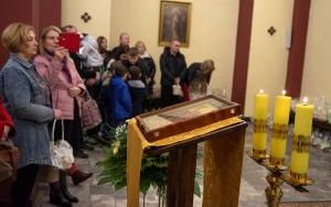 Liturgia wielkanocna dla Ukraińców. Wzięło w niej udział dzisiaj kilkaset osób (7)
