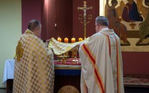 Liturgia wielkanocna dla Ukraińców. Wzięło w niej udział dzisiaj kilkaset osób (9)