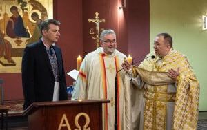 Liturgia wielkanocna dla Ukraińców. Wzięło w niej udział dzisiaj kilkaset osób (2)