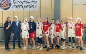 W Wojewódzkiej Licealiadzie w Koszykówce Dziewcząt koszykarski z Bytomia wywalczyły brązowy medal (12)