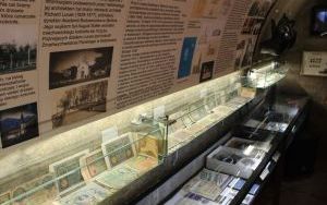 Nowe wystawy i eksponaty czekają na zwiedzających miechowicki schron (3)