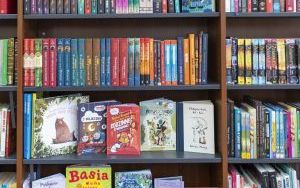 Bytomska biblioteka wzbogaciła się o kolejne cenne książki, audiobooki i sprzęt multimedialny (6)