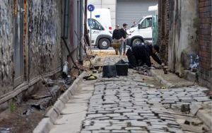 Średniowieczna ulica zmieni swoje oblicze. Trwa rewitalizacja ul. Zaułek (5)