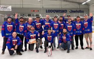 Brązowy medal Amatorskiej Drużyny Hokeja Polonia Bytom na mistrzostwach Polski (3)