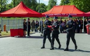 Z okazji Dnia Strażaka oraz jubileuszu 30-lecia Państwowej Straży Pożarnej, w siedzibie Komendy Miejskiej PSP w Bytomiu przy ul. Łużyckiej, 23 maja odbyły się uroczyste obchody.  (5)