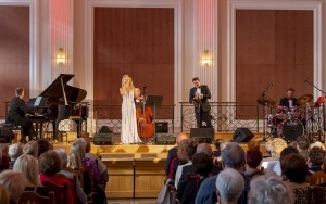 Tribute to Violetta Villas (4)