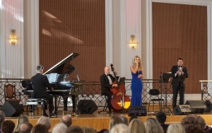 Tribute to Violetta Villas (9)