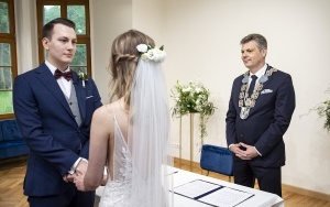 Ślub w miechowickim pałacu (3)