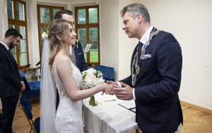 Ślub w miechowickim pałacu (4)