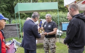 Zawody wędkarskie na stawie Amendy (2)