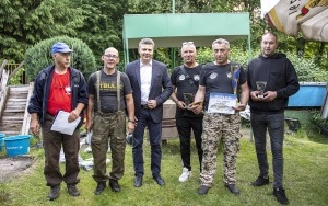 Zawody wędkarskie na stawie Amendy (3)