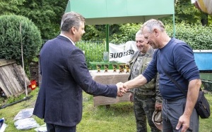 Zawody wędkarskie na stawie Amendy (1)