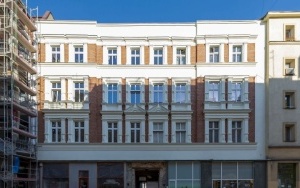 Trwa rewitalizacja pięknych kamienic przy ul. Dworcowej w Bytomiu (2)