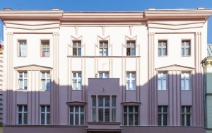 Trwa rewitalizacja pięknych kamienic przy ul. Dworcowej w Bytomiu (7)
