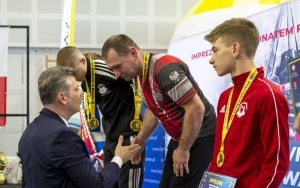 Bytomski pięściarz najlepszym zawodnikiem Mistrzostw Polski Juniorów cz. 1 (11)