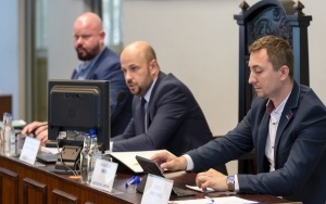 Prezydent Mariusz Wołosz uzyskał wotum zaufania oraz absolutorium (6)