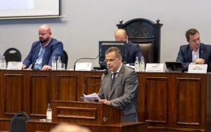 Prezydent Mariusz Wołosz uzyskał wotum zaufania oraz absolutorium (7)