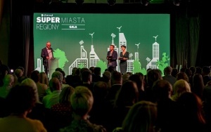 Gala Supermiast i Superregionów. Park Miejski najpiękniejszym zielonym miejscem na Śląsku [ (7)