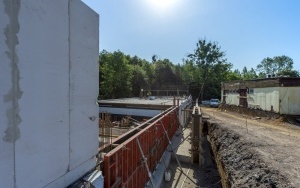Rosną mury nowego przedszkola w Miechowicach (2)