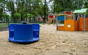 Nowy plac zabaw w Parku Konopnickiej (4)