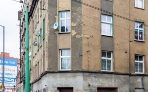 Wpisany do Gminnej Ewidencji Zabytków Miasta Bytomia budynek przy placu Michała Wolskiego 7 przejdzie gruntowną termomodernizację (1)