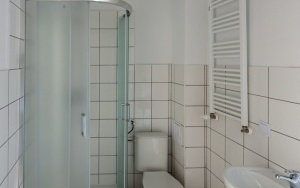 Taki widok cieszy oczy. Kolejna kamienica wyremontowana (8)
