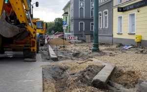  Trwa przebudowa chodnika na ul. Moniuszki (2)