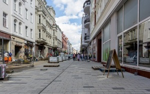 Trwa rewitalizacja ulicy Dworcowej. Co słychać na placu budowy? (3)