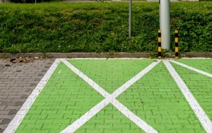 Przybywa stacji ładowania samochodów elektrycznych (3)