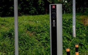 Przybywa stacji ładowania samochodów elektrycznych (4)