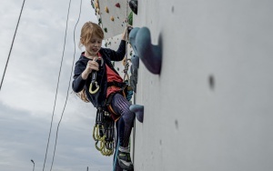 Miłośnicy wspinaczki świętowali pierwszą rocznicę udostępnienia obiektów w Centrum Sportów Wspinaczkowych i Siłowych w Rozbarku (4)