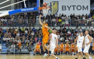 Starcie koszykarskich legend (14)