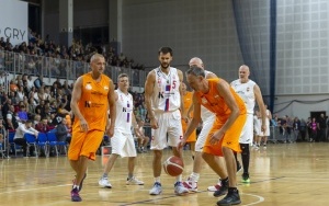 Starcie koszykarskich legend (19)