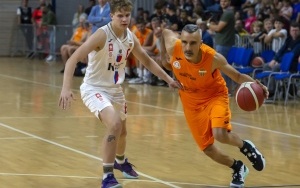 Starcie koszykarskich legend (20)