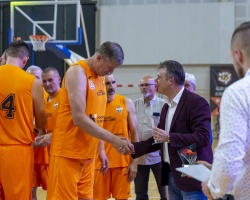 Starcie koszykarskich legend (7)
