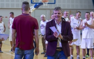 Starcie koszykarskich legend (9)