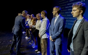 Wręczenie Nagród Prezydenta najlepszym bytomskim uczniom (14)