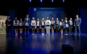 Wręczenie Nagród Prezydenta najlepszym bytomskim uczniom (2)