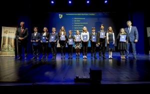 Wręczenie Nagród Prezydenta najlepszym bytomskim uczniom (14)