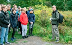 Uczniowie posprzątali Dolinę Bytomki  (1)