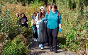 Uczniowie posprzątali Dolinę Bytomki  (13)