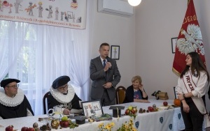Pasowanie na ucznia w Cechu Rzemiosł Różnych i Przedsiębiorczości w Bytomiu (4)