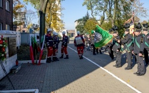 Prezydent, górnicy oraz przedstawiciele władz kopalni i związków zawodowych upamiętnili tragicznie zmarłych górników z KWK „Dymitrow” (4)
