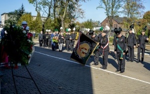 Prezydent, górnicy oraz przedstawiciele władz kopalni i związków zawodowych upamiętnili tragicznie zmarłych górników z KWK „Dymitrow” (5)