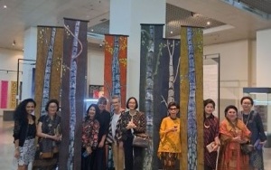 Wystawa prac Aleksandry Herisz w Indonezji (5)