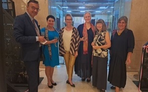 Wystawa prac Aleksandry Herisz w Indonezji (6)