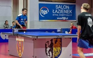 Mecz tenisa stołowego (6)